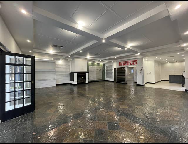 242M² OFFICE TO LET IN PARKMORE